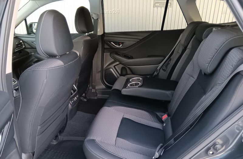 Subaru Outback (2026) 2.5i 4WD Active Nové - fotka 7 z 9
