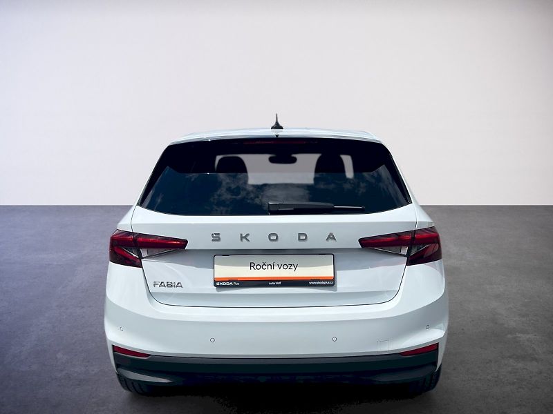 Škoda Fabia (2025) Top Selection 1.0TSi 70kW 5°ma - fotka 10 z 28