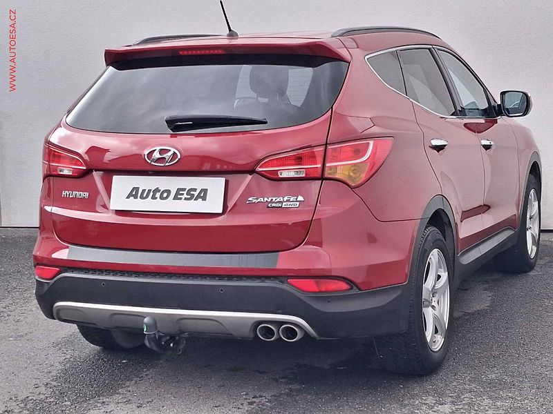 Hyundai Santa Fe (2013) 2.0 CRDi 4WD, Style, TZ - fotka 4 z 19