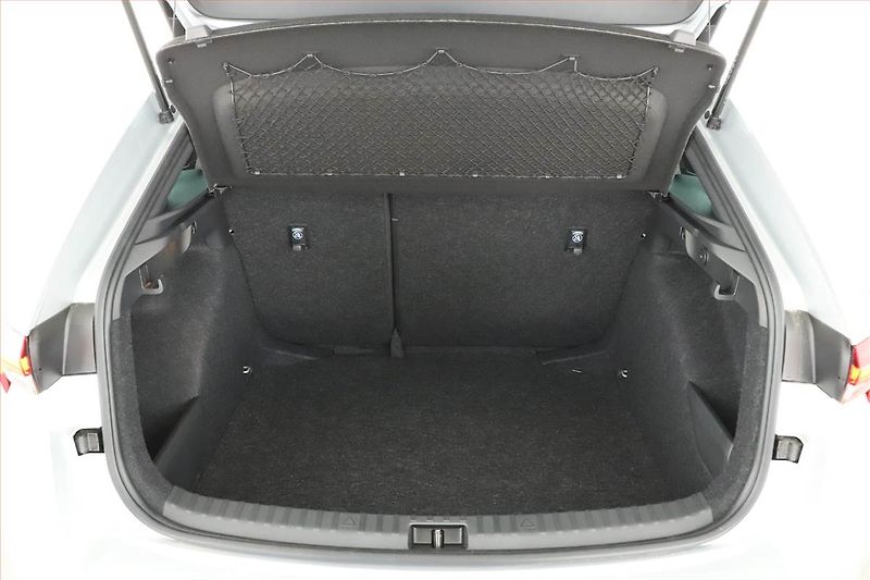 Škoda Scala (2025) 1.0 TSI, Drive, FullLed - fotka 15 z 16