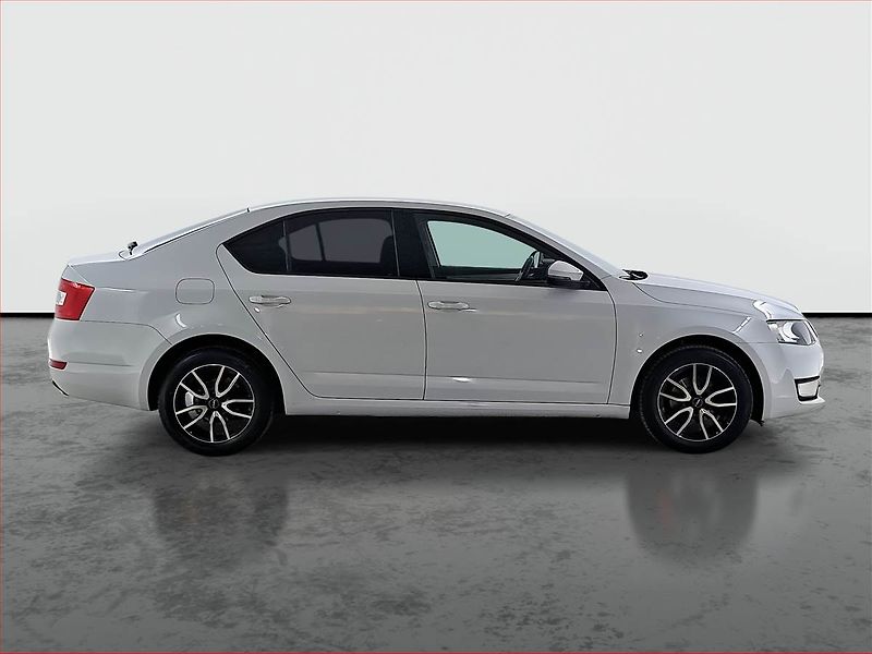 Škoda Octavia (2016) 1.2 TSI, Serv.kniha, Tempomat - fotka 6 z 19