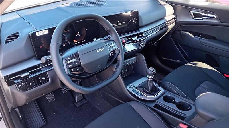 Kia Sportage 1,6 T-GDi EXCLUSIVE - fotka 8 z 12