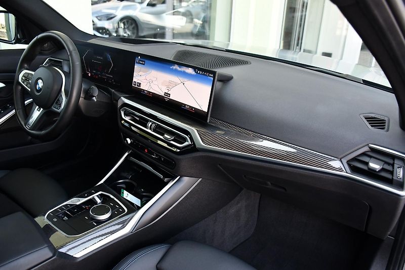BMW Řada 3 320d xDrive MSPORT ČR 3LZÁRUKA - fotka 17 z 47