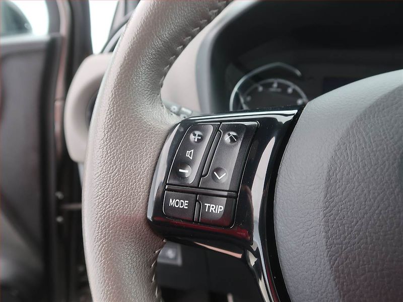 Toyota Yaris (2020) 1.5 Dual VVT-i, ČR,1.maj - fotka 16 z 18