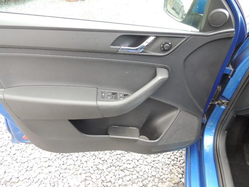 Škoda Rapid (2014) 1.2TSi,77kw,dobrá výbava - fotka 12 z 40