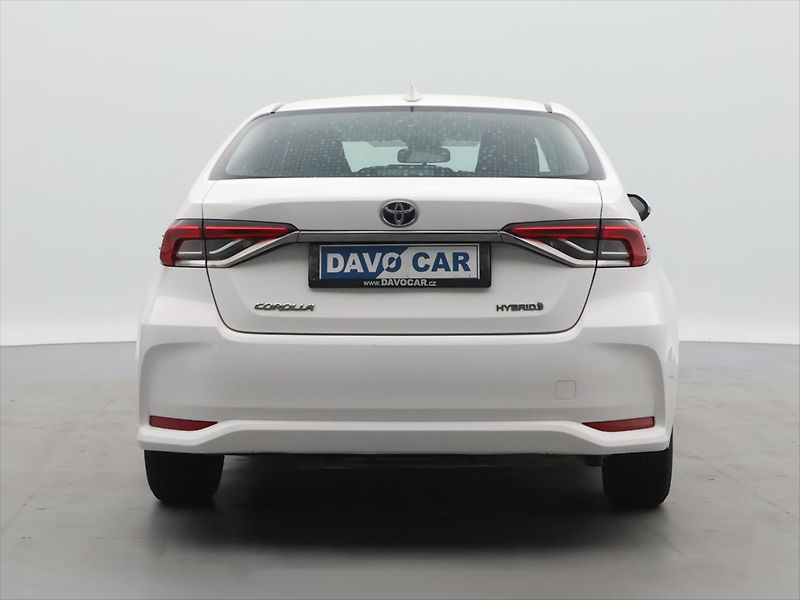 Toyota Corolla 1.8 Active E-CVT CZ 1.Maj. DPH - fotka 6 z 28