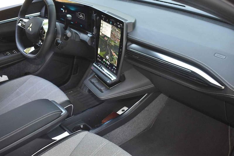 Mitsubishi Eclipse Cross BEV je vydařený elektromobil.