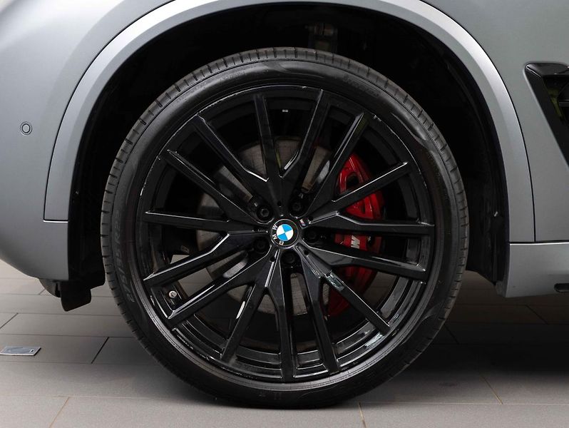BMW X5 xDrive30d - fotka 6 z 24