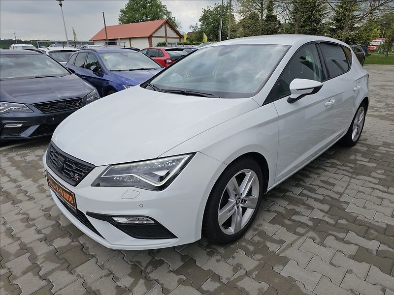 Seat Leon 1,4TSi 110KW FR led NAVI - fotka 3 z 44