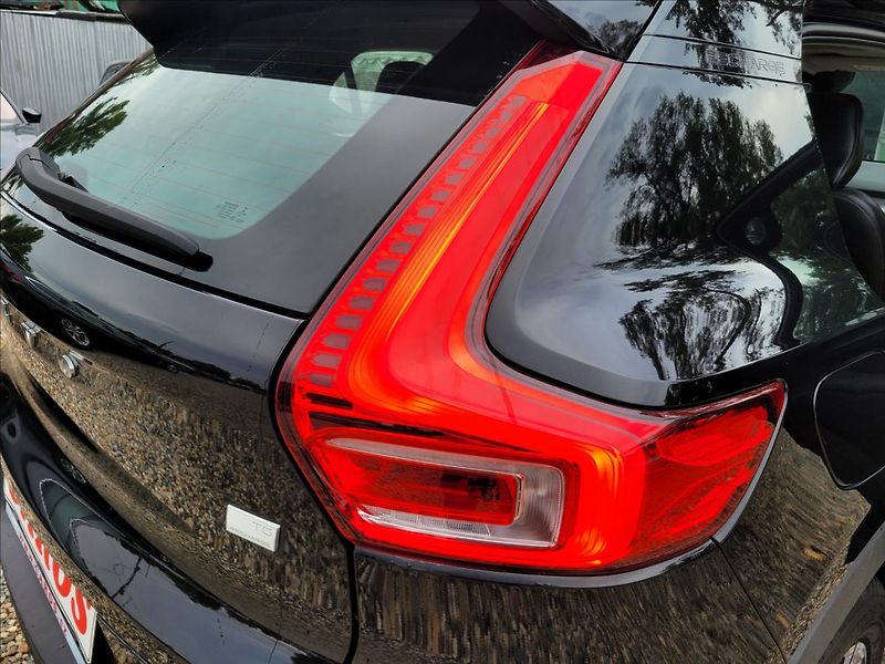 Volvo XC40 T5 Recharge,Inscription,Led - fotka 42 z 48