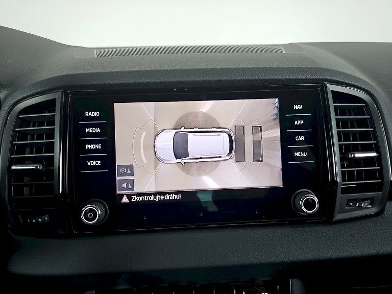 Škoda Karoq (2025) 2.0TSi 140kW 4X4 SPORTLINE TAŽ - fotka 16 z 35