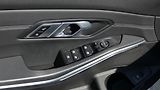 BMW Řada 3 318d Touring - náhled 9