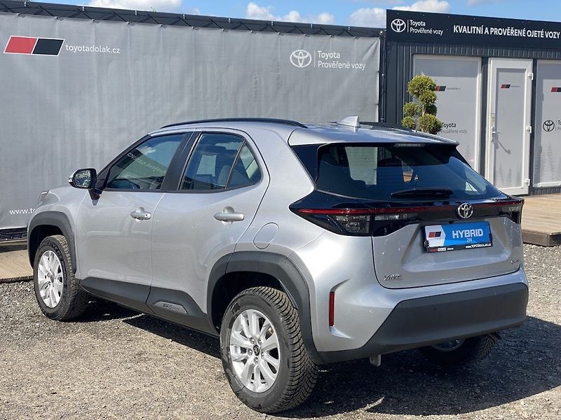 Toyota Yaris Cross 1.5HEV, ČR-1m, Comfort, DPH - fotka 4 z 27