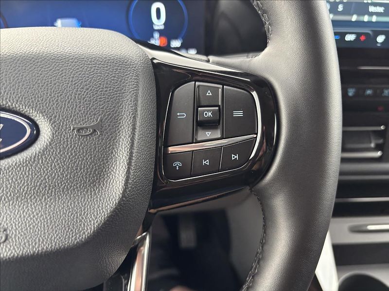 Ford Tourneo Custom 2,0 125kW Titanium X AWD L2 - fotka 33 z 48