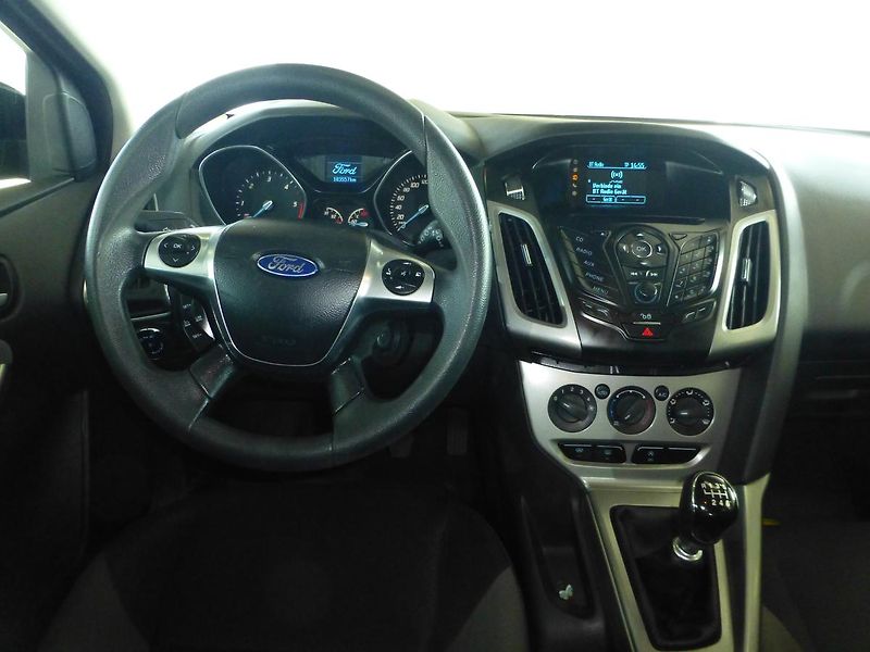 Ford Focus (2014) 1,6TDCI-77KW*KLIMATIZACE - fotka 14 z 21