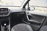 Peugeot 2008 (2017) 1.2 PT 60kW KLIMA / TAŽNÉ - náhled 15