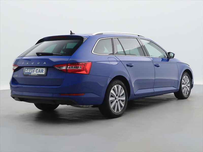 Škoda Superb 2,0 TSI DSG CZ Style 1.Maj DPH - fotka 7 z 32