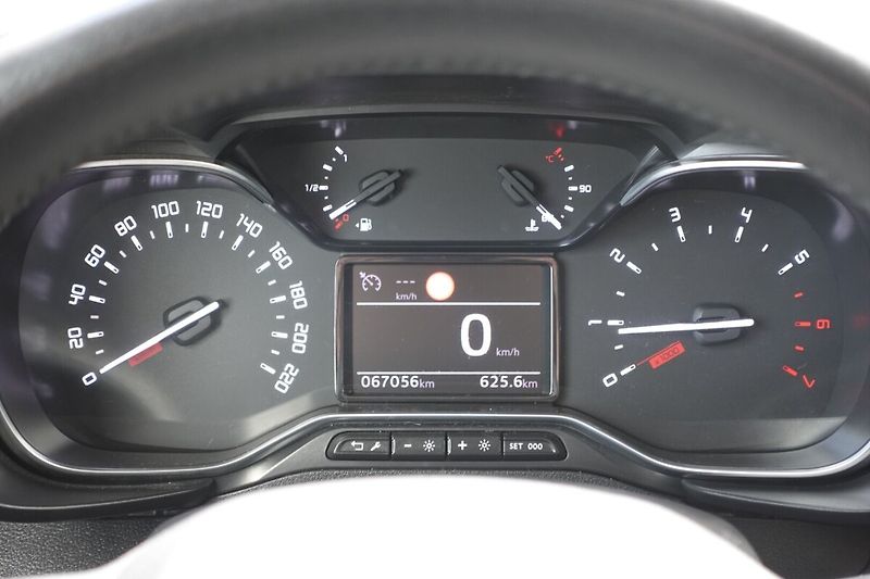Toyota ProAce City Verso 1.5 D4-D 130 6 MT Long 5D Fami - fotka 24 z 31