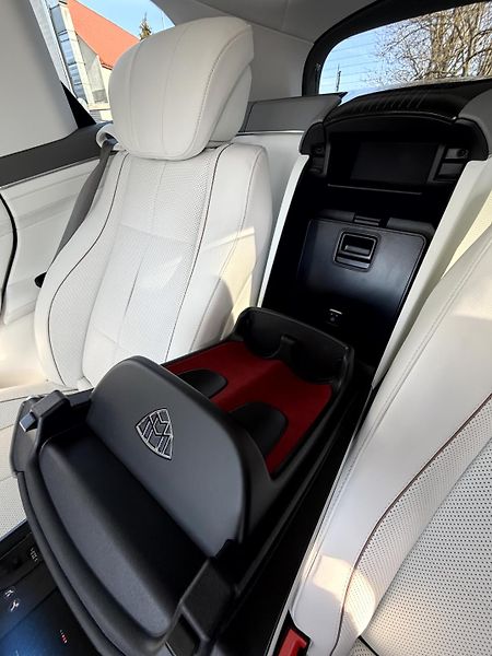 Mercedes-Benz GLS 600 4MATIC Maybach  - fotka 19 z 24