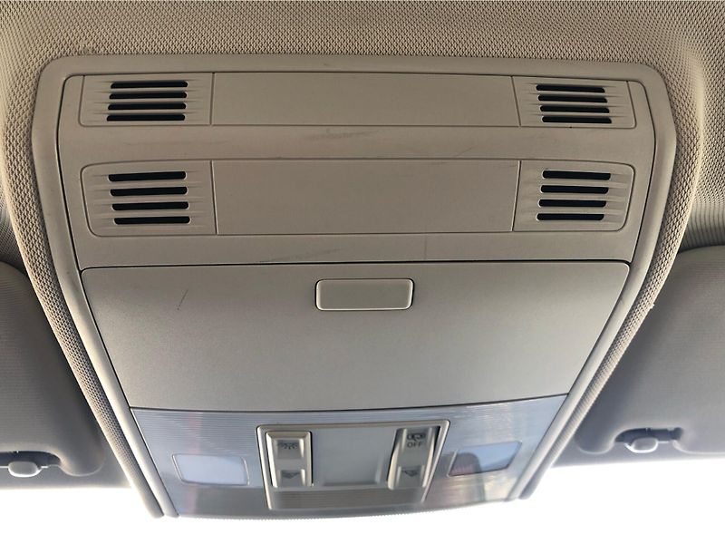 Volkswagen Polo 1,0 MPI - fotka 22 z 27