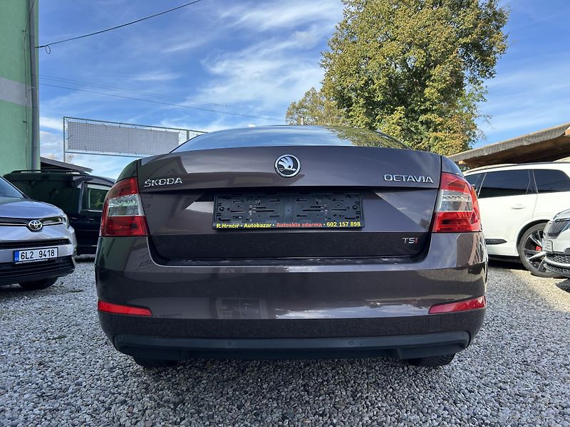Škoda Octavia (2013) 1.4 TSi 103 KW servisní kniha - fotka 8 z 29