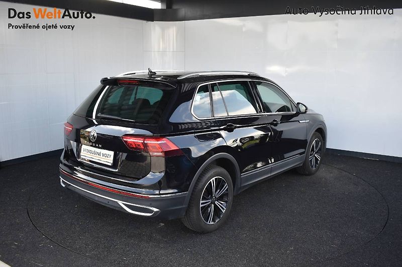 Volkswagen Tiguan (2024) 2.0TDI 110kW DSG, 4x4,Tažné - fotka 2 z 28