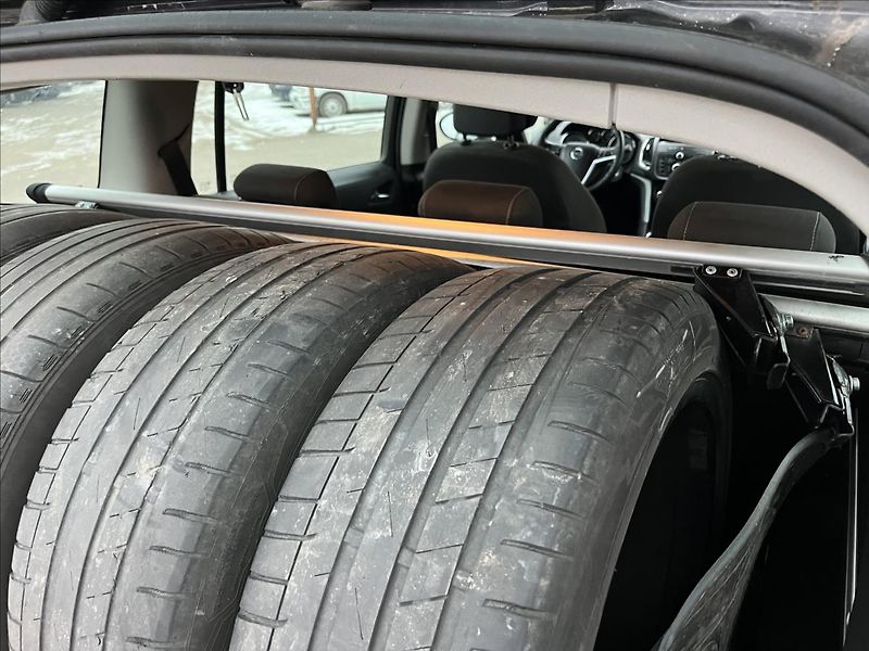 Opel Zafira 1,6 CDTi 100KW TOURER 2xKOLA - fotka 36 z 39