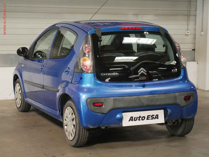 Citroën C1 (2012) 1.0i, 1.maj, AC, el. výbava - fotka 4 z 16