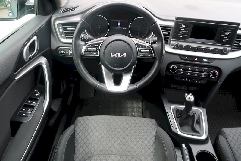 Kia Ceed (2022) Sportswagon 1,0 T-GDI/88 kW - fotka 9 z 29