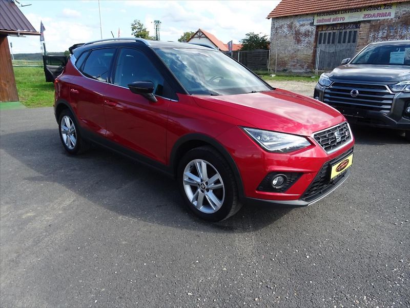 Seat Arona 1,0 TSi 85 kW FR Business - fotka 2 z 31