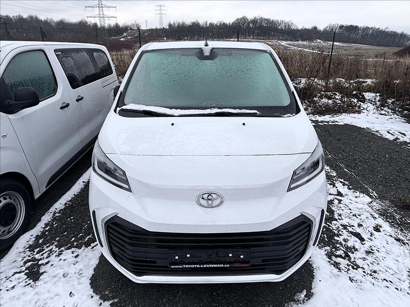 Toyota ProAce Verso 2,0   L2 Business 5D 9 míst - fotka 2 z 7