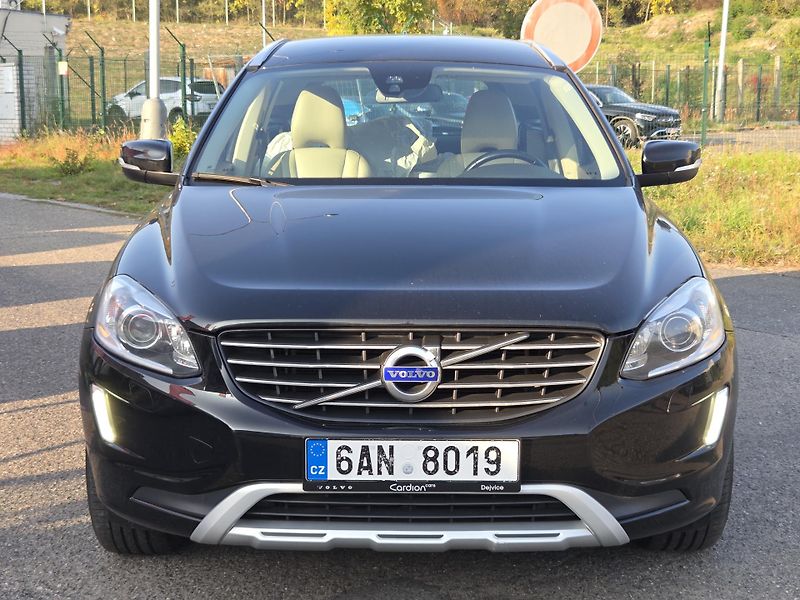 Volvo XC60 (2013) 2,4D 4X4 AUTOMAT splátky VŠEM! - fotka 2 z 11