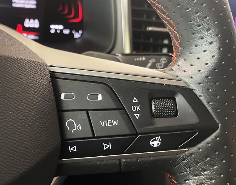 Seat Ateca FR 1,5 TSI, DSG, ČR, el.tažné - fotka 14 z 23