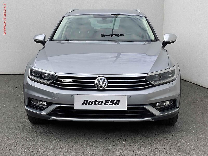 Volkswagen Passat (2017) 2.0TDi 4x4, ČR, Alltrack - fotka 2 z 21