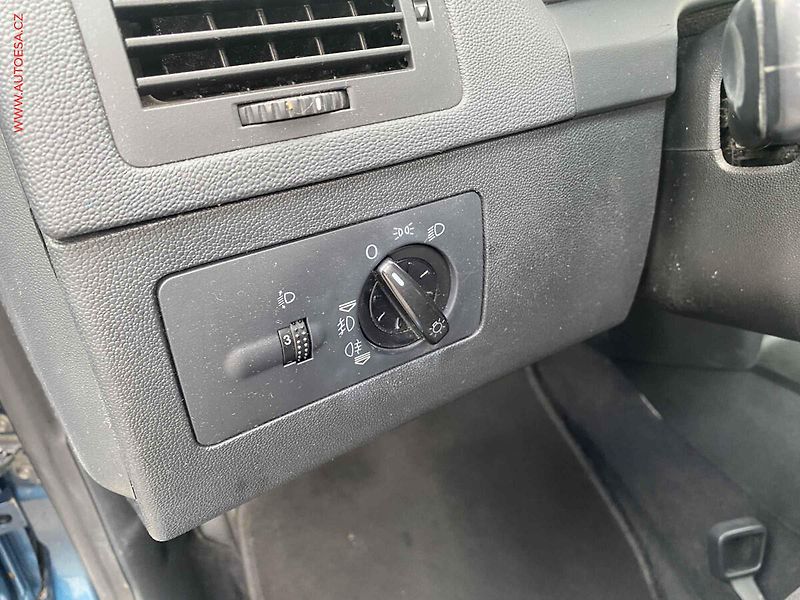 Škoda Fabia (2003) 1.2 i, ČR - fotka 15 z 16