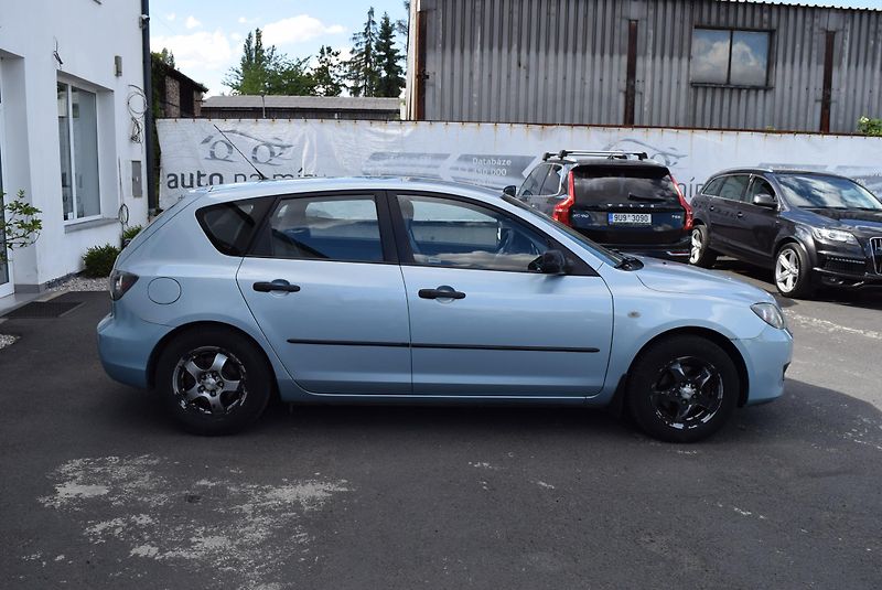 Mazda 3 (2007) 1.4 16v BK 62kw COMFORT 2x ALU - fotka 6 z 36