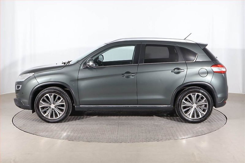 Peugeot 4008 (2013) 1.8 HDI, 4X4, Serv.kniha - fotka 3 z 25