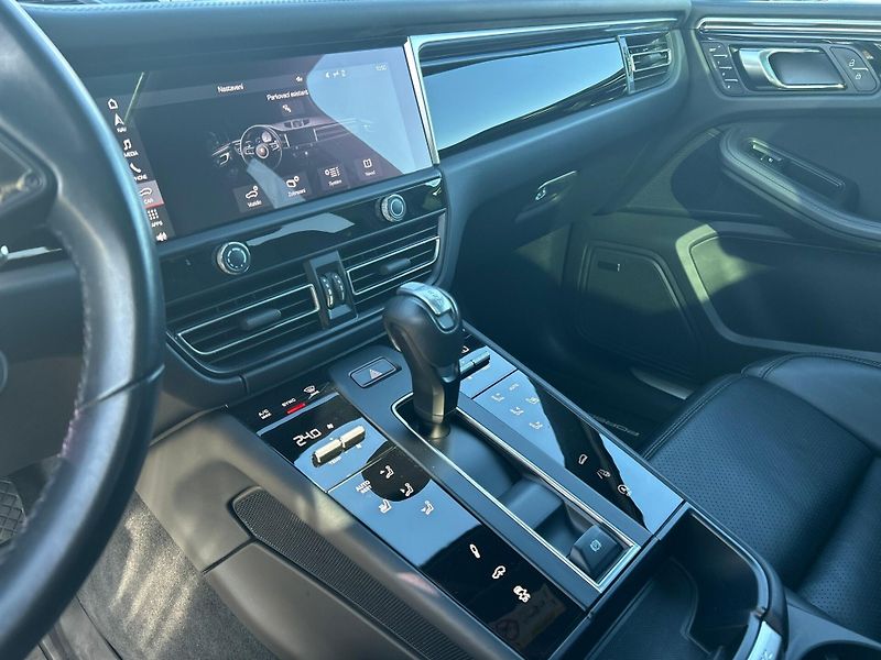 Porsche Macan (2024) S - fotka 21 z 30