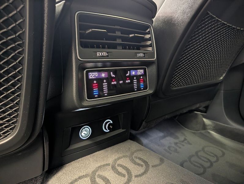 Audi Q8 50 TDI S-LINE 3.0 210 kW QUATT - fotka 27 z 32