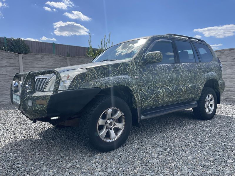 Toyota Land Cruiser 3.0TD 4x4 170PS AUT VÝBAVA !!! - fotka 9 z 180