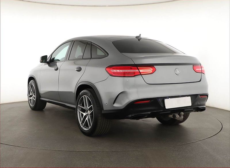 Mercedes-Benz GLE (2016) AMG line 400 4MATIC - fotka 4 z 27
