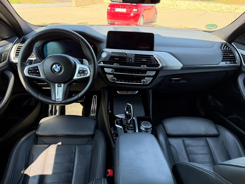 BMW X4 M40d xDrive M-PAKET - fotka 11 z 21