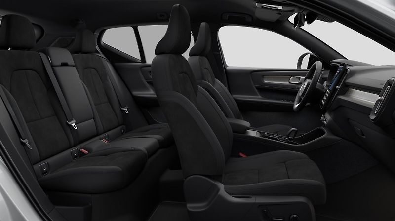 Volvo XC40 (2026) B3 PLUS AUT - fotka 12 z 14