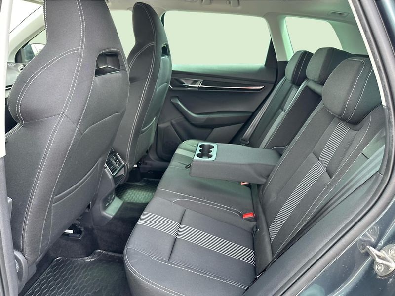 Škoda Karoq Style 1.6 TDI 85 kW 6m - fotka 12 z 23