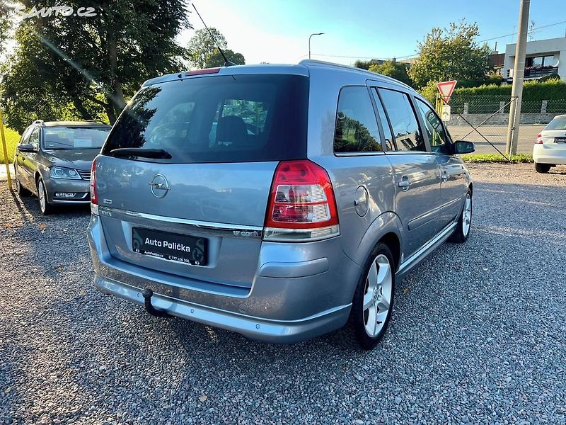 Opel Zafira (2008) 1.7 CDTi 92 kW 7 míst,Sport - fotka 5 z 20