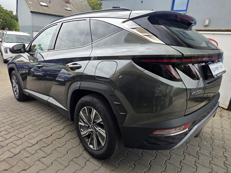 Hyundai Tucson 1.6-1.MAJ.-NÍZKÉ KM-AUT.KLIMA - fotka 8 z 11
