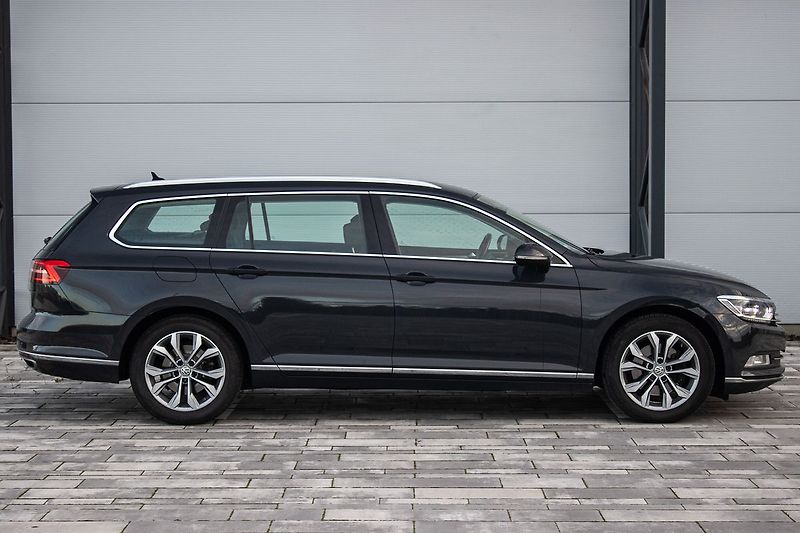 Volkswagen Passat - fotka 4 z 22
