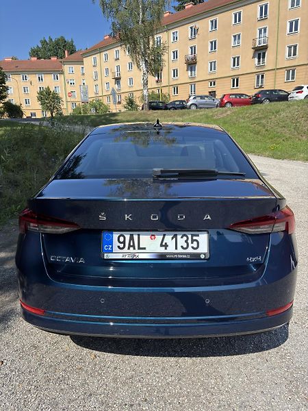 Škoda Octavia (2022) 2.0 TSI, 4x4, Style Plus - fotka 4 z 33