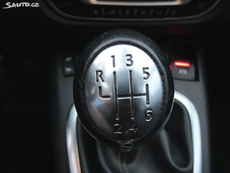 Renault Grand Scénic 1,2TCE-97KW-KOUPEN ČR+STK - fotka 20 z 23