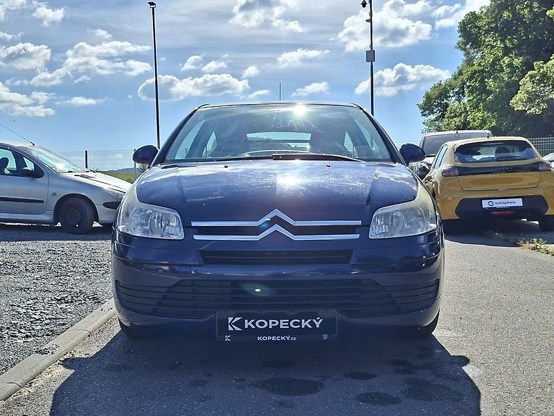 Citroën C4 1,4i 16V 90k M5 - fotka 7 z 19